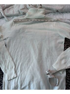 Women's Cream Turtleneck Sweater - Lightweight Knit